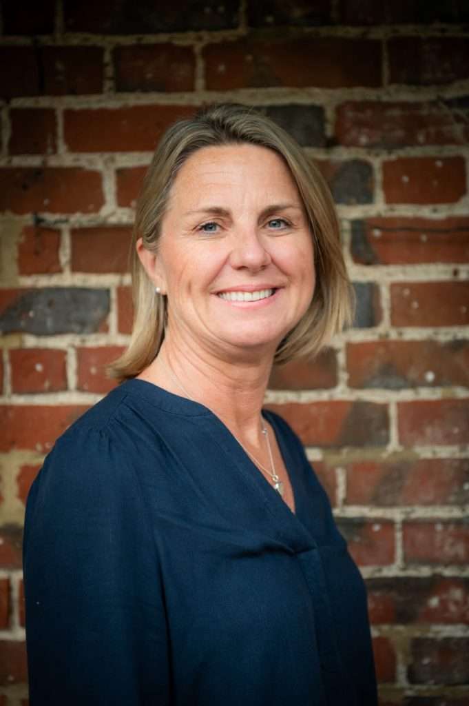 Mrs Jo Bond - Governor at Maltmans Green